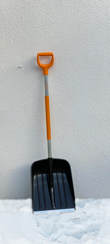 Fiskars SnowXpert Schaufel